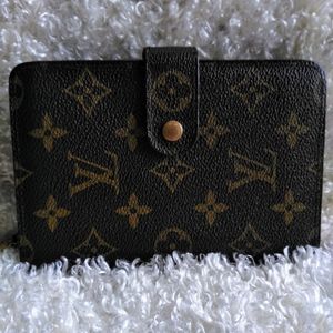 Louis Vuitton monogram wallet